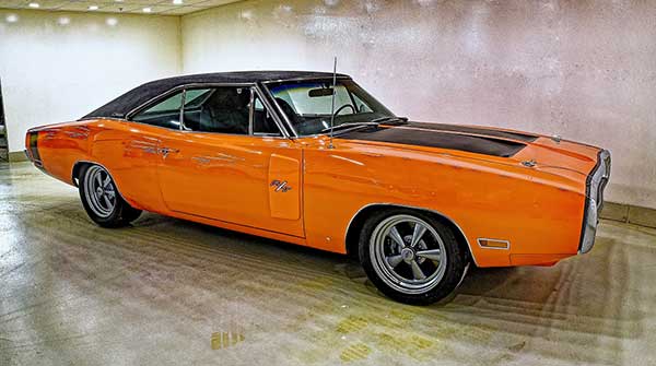 1970-Dodge-Charger-Side