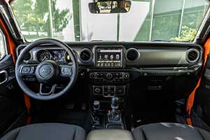 Jeep-Wrangler-Willys-4xe-interior