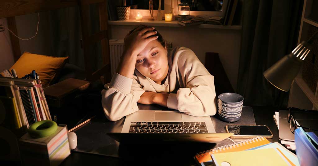 Waiting to feel motivated sounds reasonable but motivation fades. Systems and consistency don’t. Progress stalls when people wait to feel ready