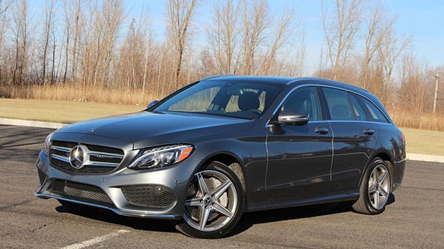 2018-Mercedes-Benz-C300-Wagon