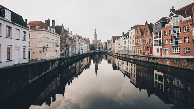 Brugge-canal Is it Brugge or is it Bruges?