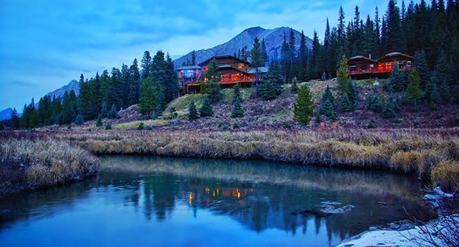 mountain lake lodge escapes