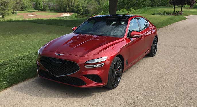 The Genesis G70 is elegant, luxurious and fast